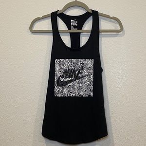 Nike workout tank